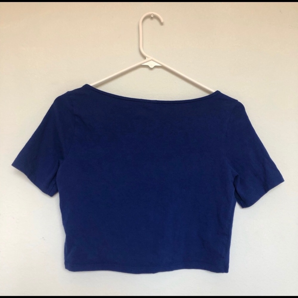 Blue crop top - Picture 2 of 3
